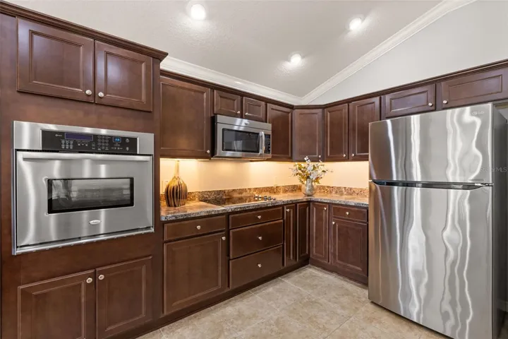 Under counter lighting open kitchen great for entertaning.