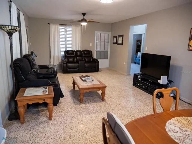 Living room 2