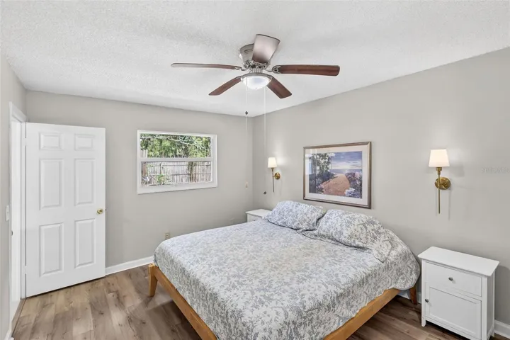 Primary Bedroom16'x10'