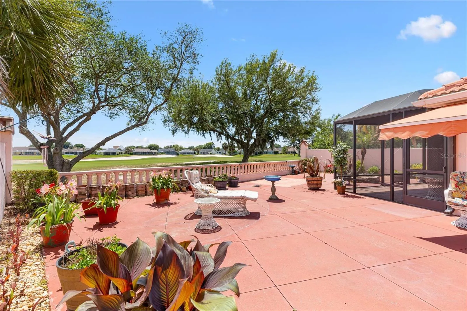 Courtyard with golf Course Behind