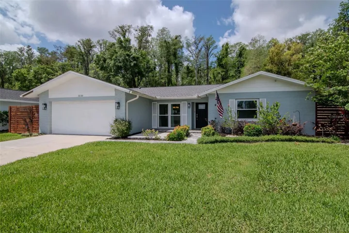 16120 Oakmanor Dr.