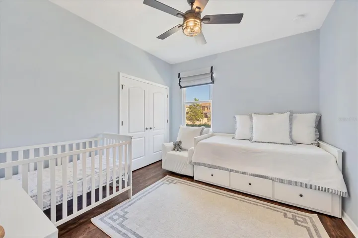 Bright & Inviting 2nd Bedroom