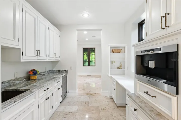 Butler's pantry