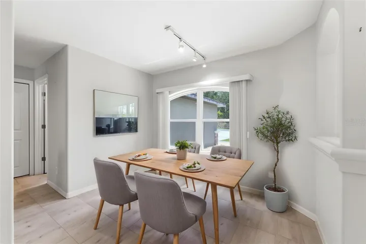Dining (Virtually Staged)