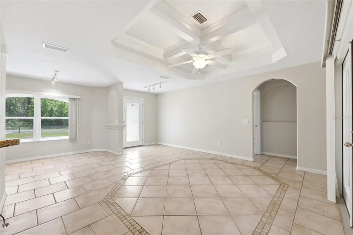 Living/Foyer/Dining