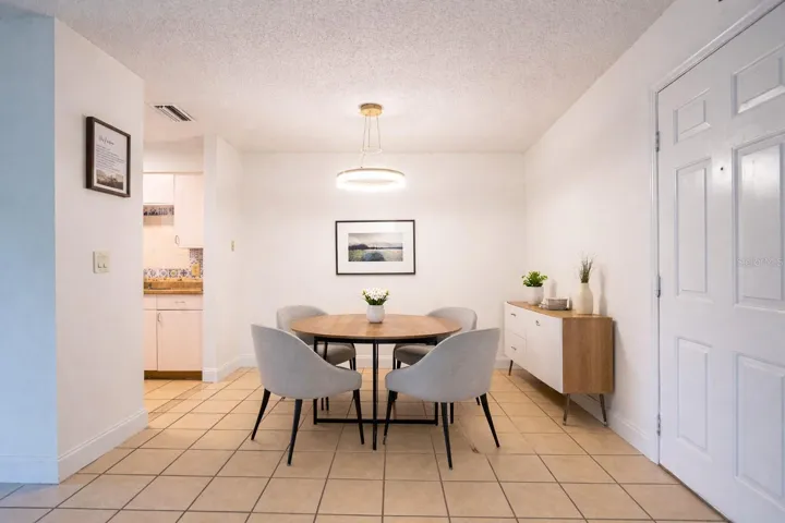 Dining Room-Virtual Staging