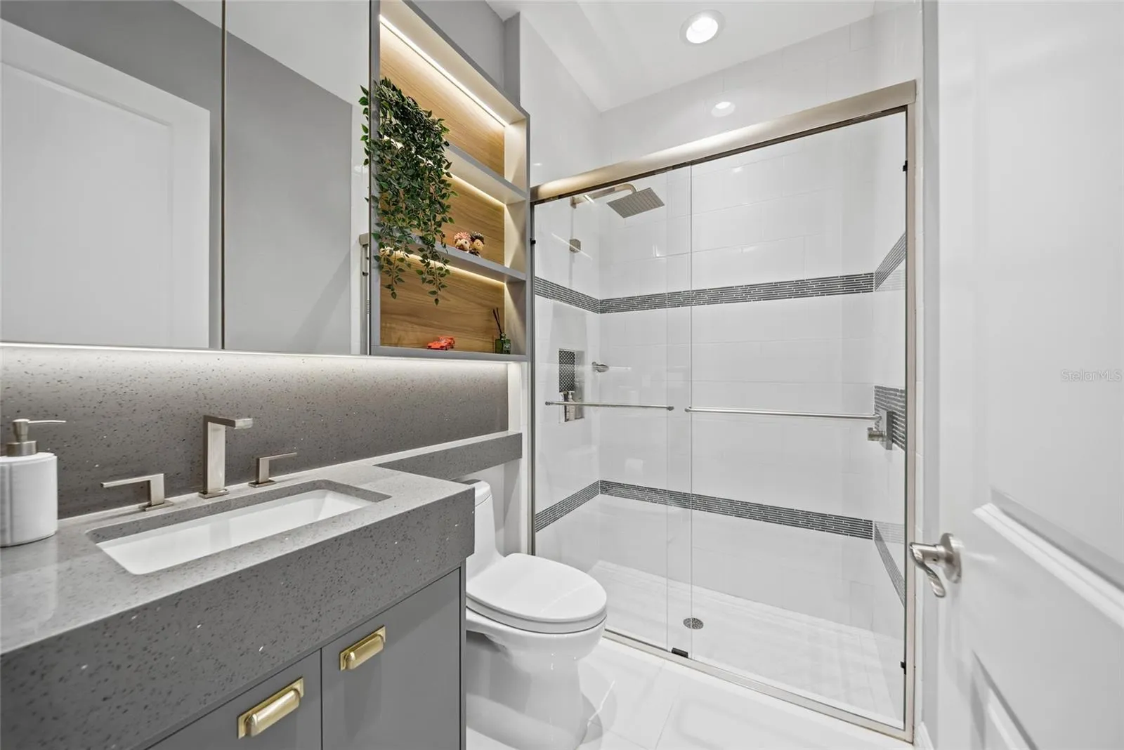 3rd Bedroom - Ensuite