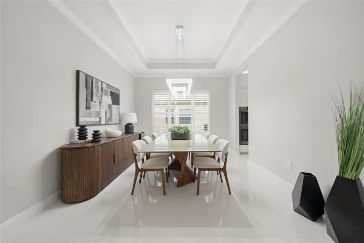 Formal Dining