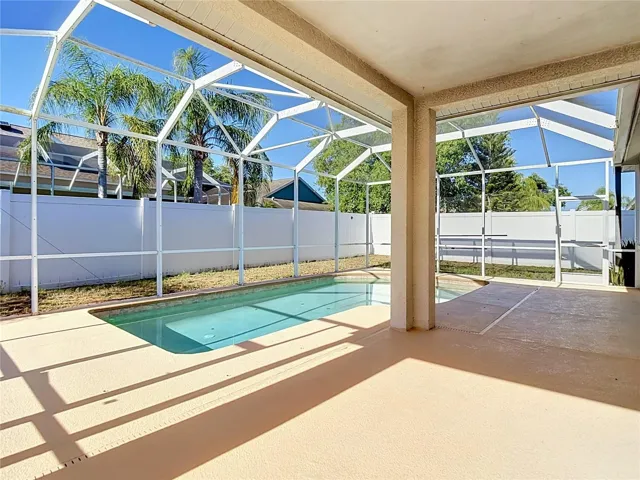Spacious Lanai