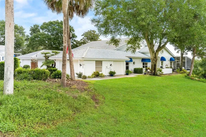 Large Corner Lot ...End Unit!
