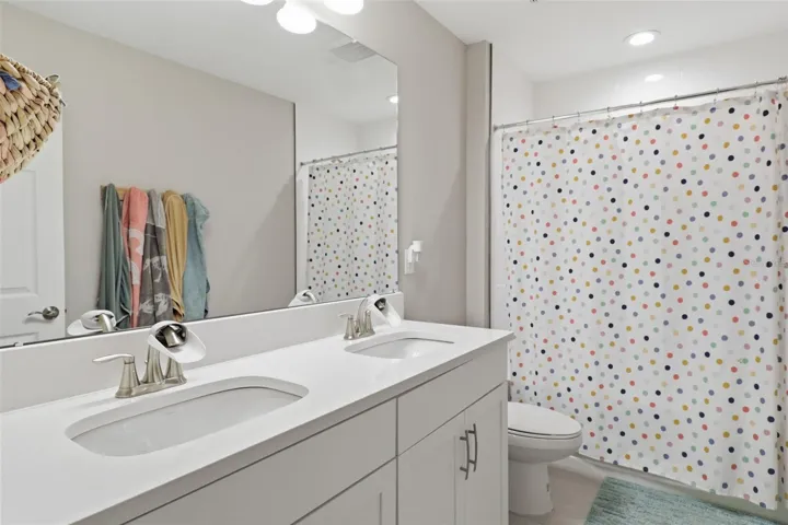 2nd bathroom