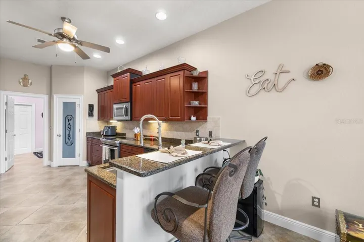 Breakfast Bar