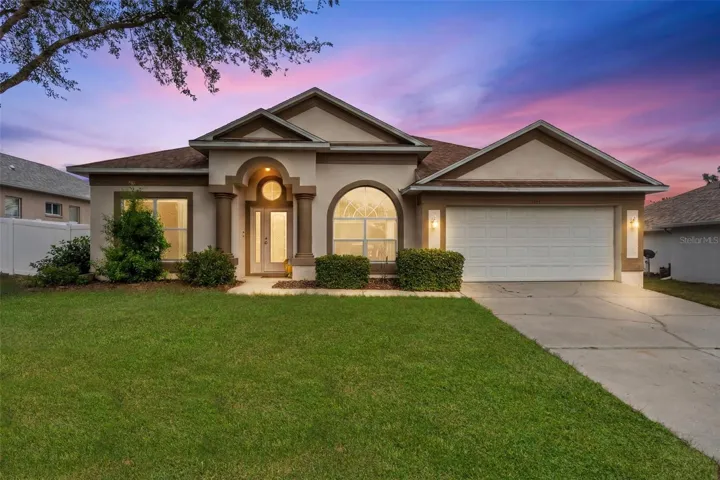 5683 Brackenwood