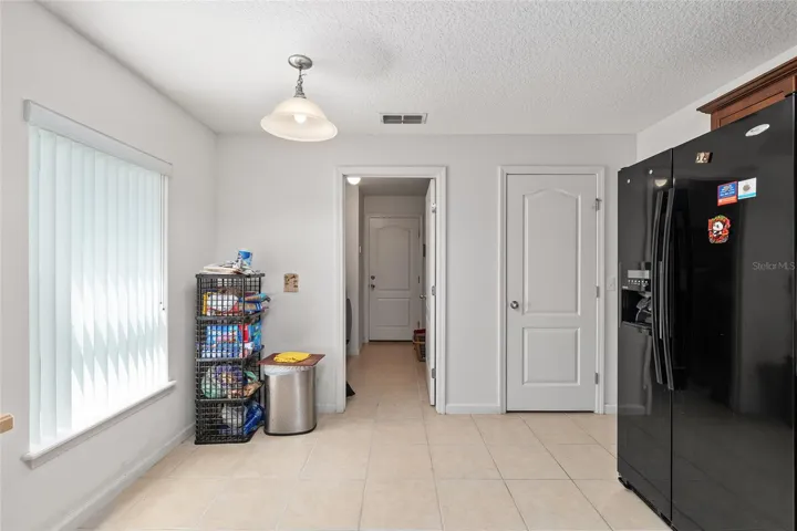 Access to laundry and garage