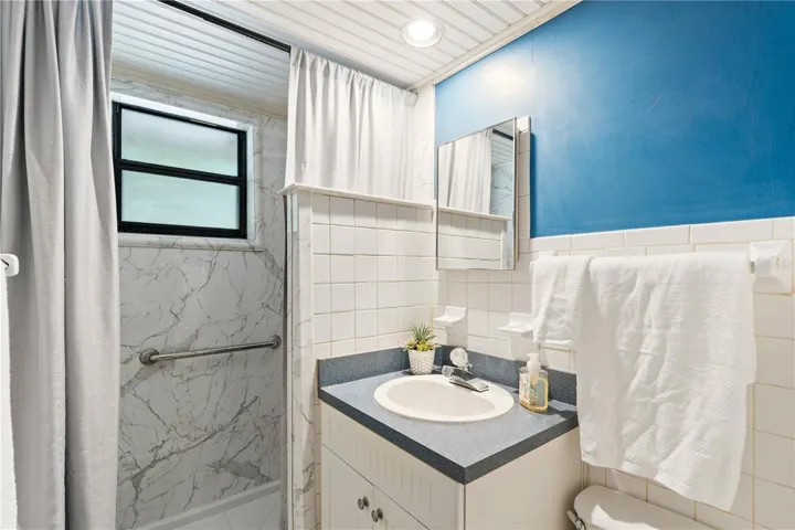 secondary hall bath