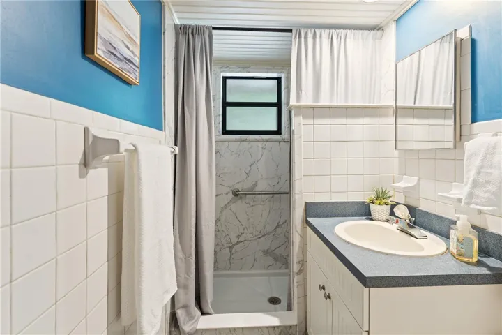 secondary hall bath