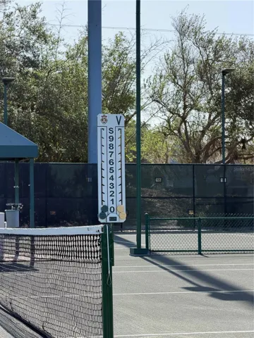 Tennis Courts at the Oaks Country Club