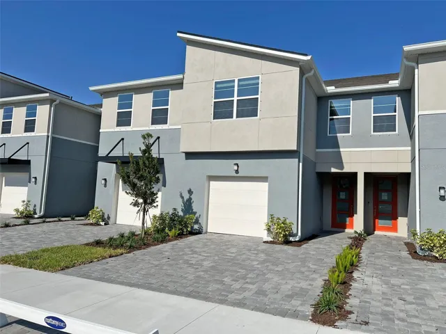 New Townhome-Garage+2 Driveway Spaces