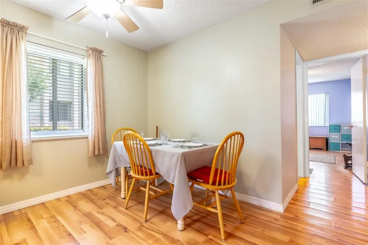 Eat-In Area