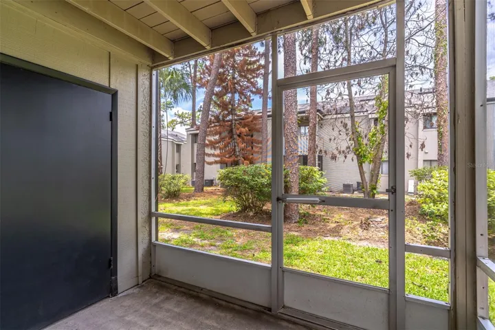 Screened-In Patio