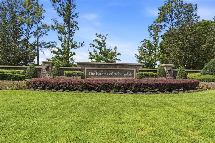 HOA Entrance