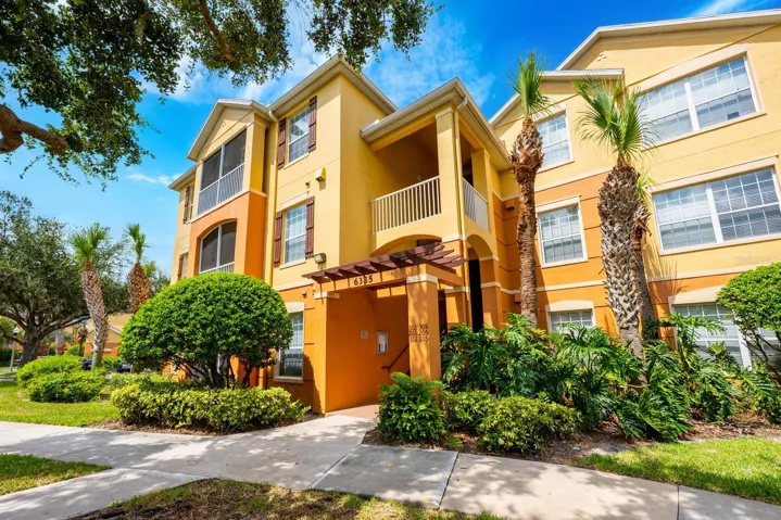 This top-floor 3-bedroom, 2-full bath condo offers the comfort of LOW MAINTENANCE LIVING with a spacious layout and access to outstanding community amenities!