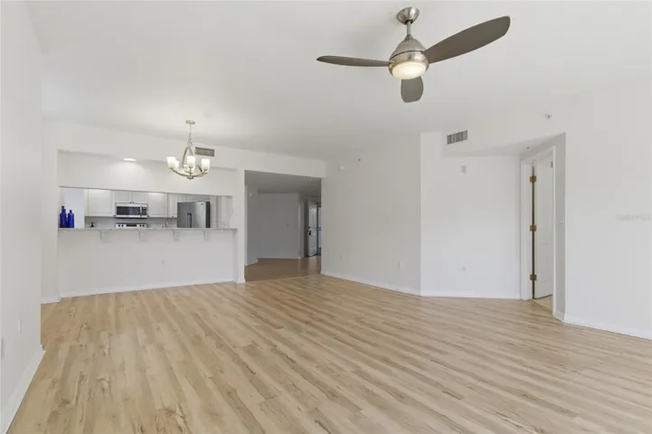 Living/Dining Area