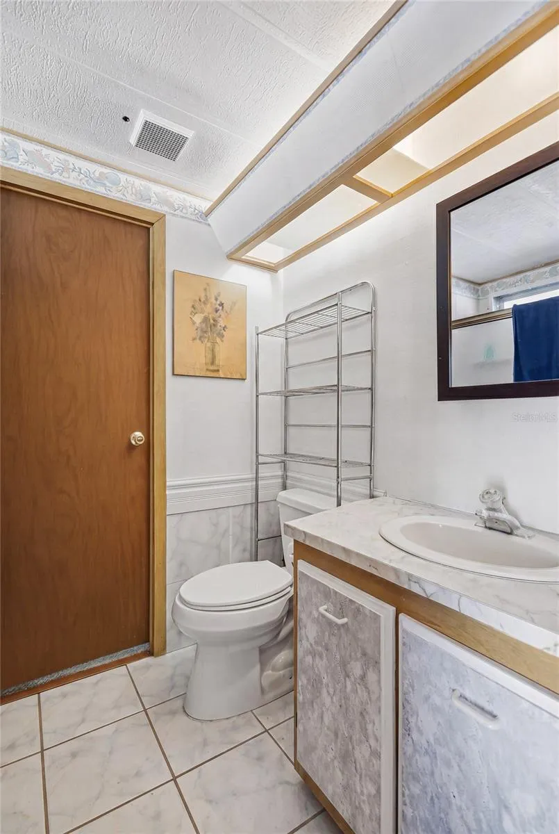 Bathroom #2