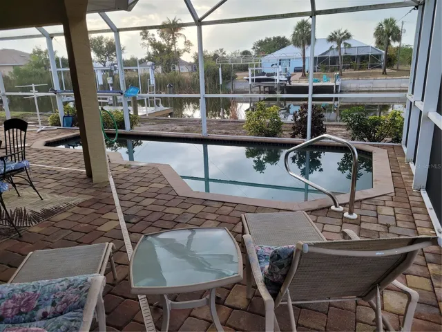 Lanai/Pool