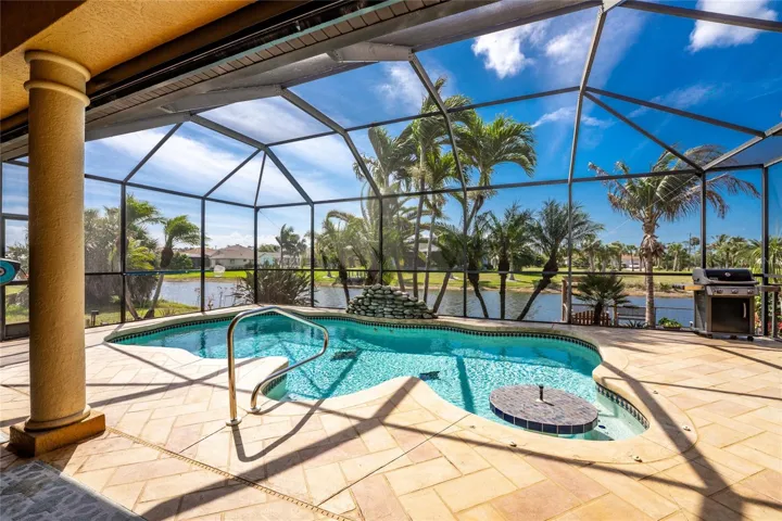 Swimming pool has a Pebbletec look!
