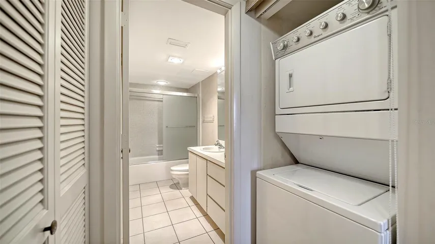Washer &amp; Dryer