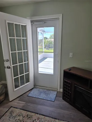 Florida room to screened lanai