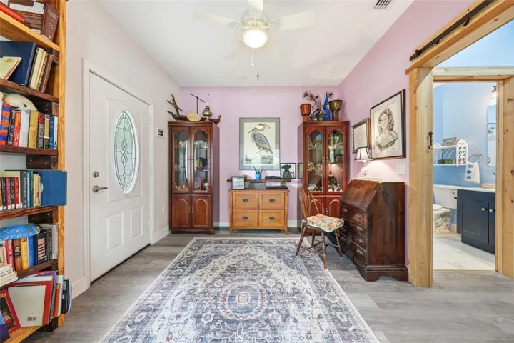 This are can also be used as a third bedroom if needed.