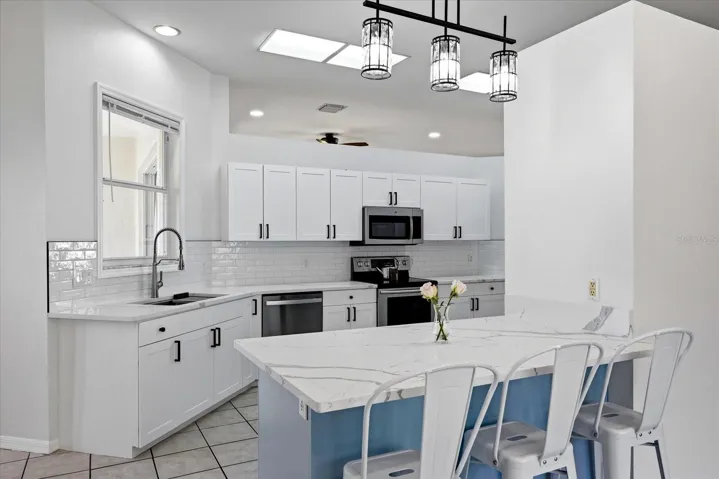 Beautiful & Bright Kitchen Updates