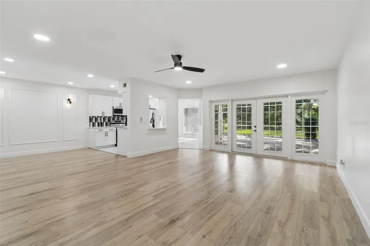 Spacious Living Room