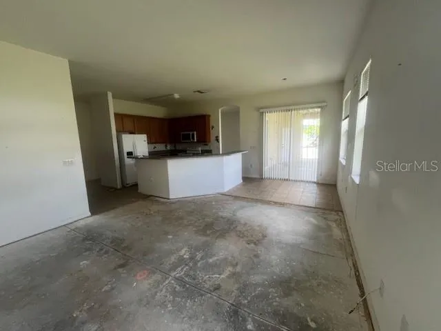 family room, kitchen
