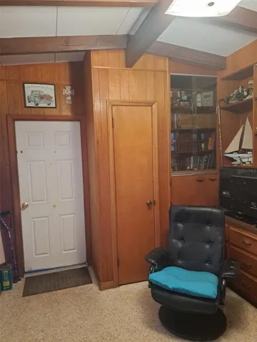 closet in Office