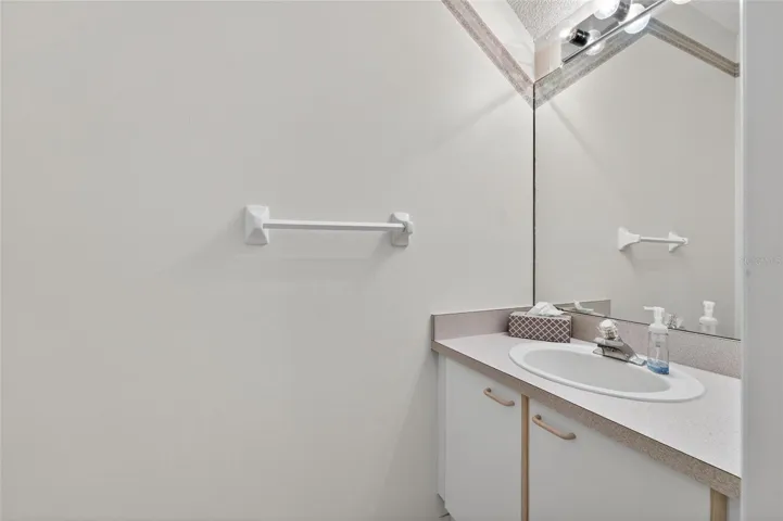 1/2 Bathroom Sink