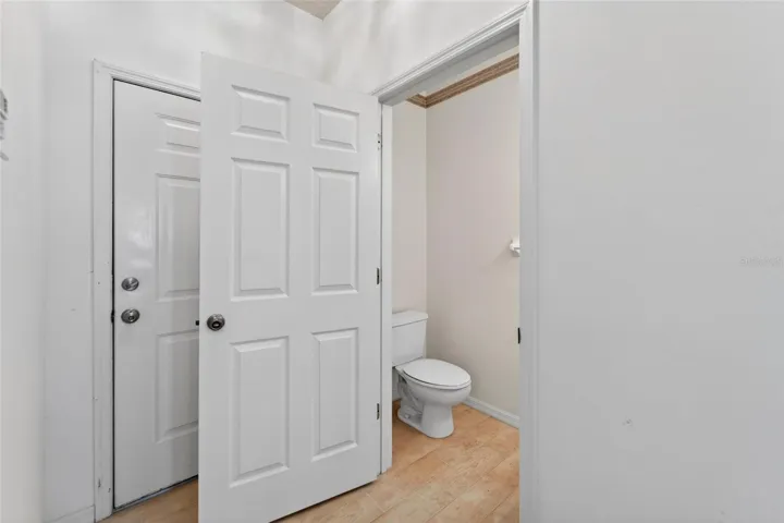 1/2 Bathroom next to entrance
