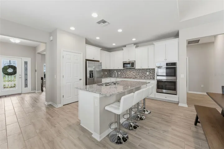 Spacious Kitchen