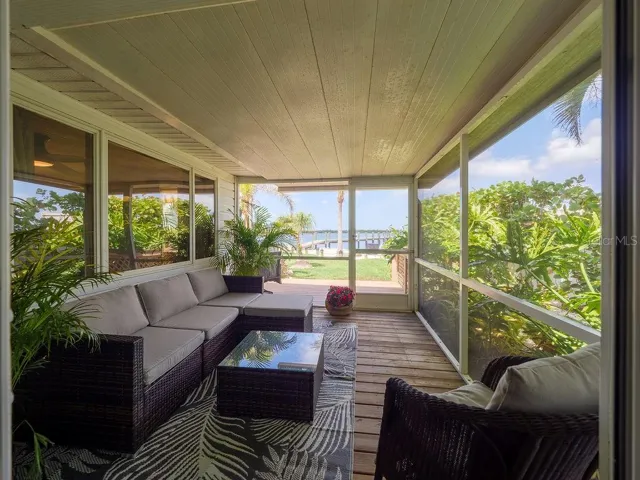 Private Screened Patio Deck Overlooking Miguel Bay