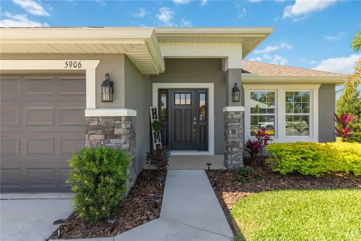 Stone & Stucco Exterior