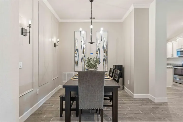 Crown Molding
