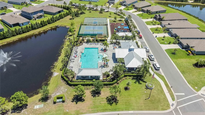Resort-Style Pool