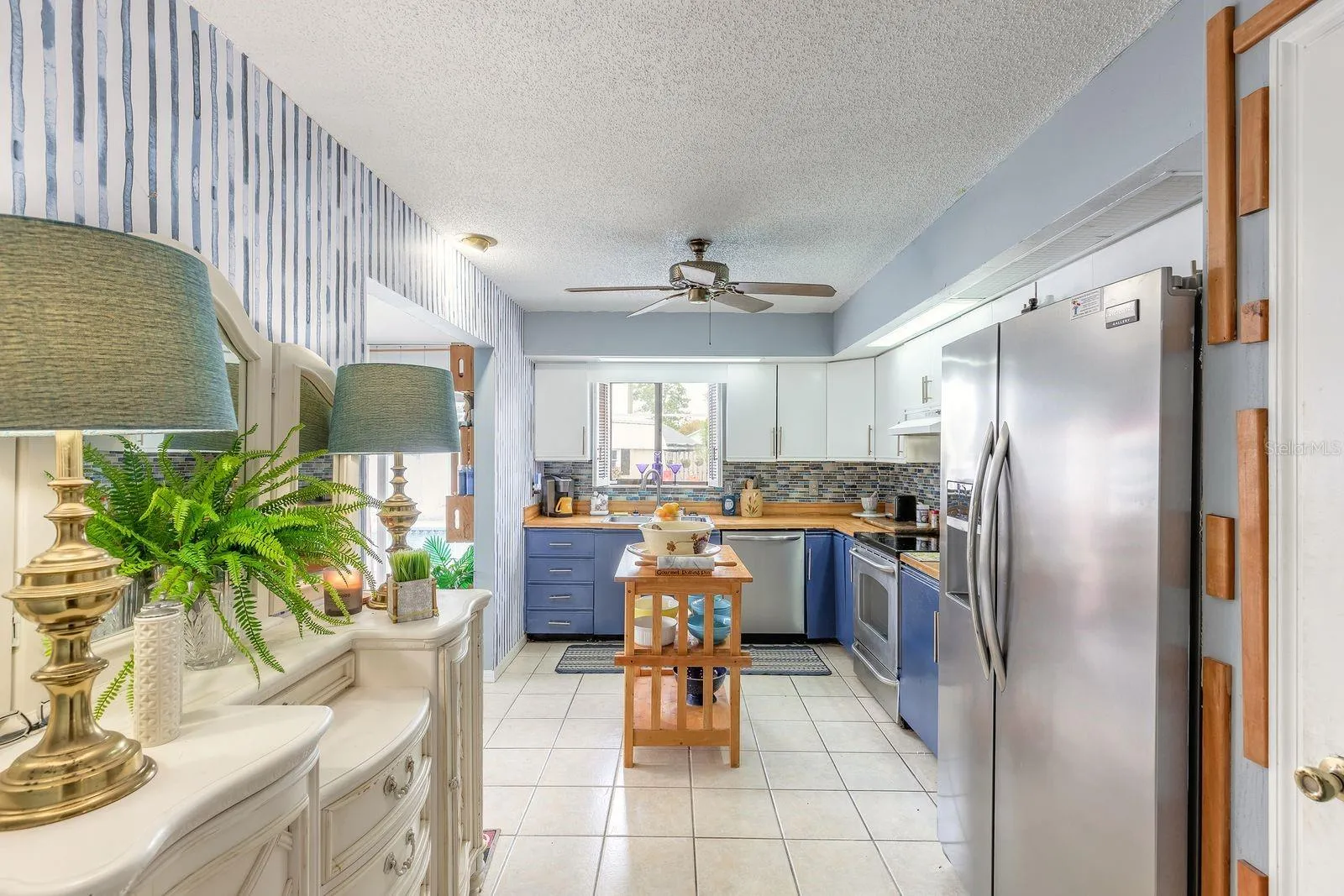 Spacious kitchen