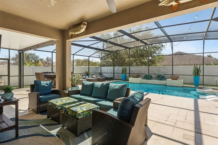 Covered Lanai (2)