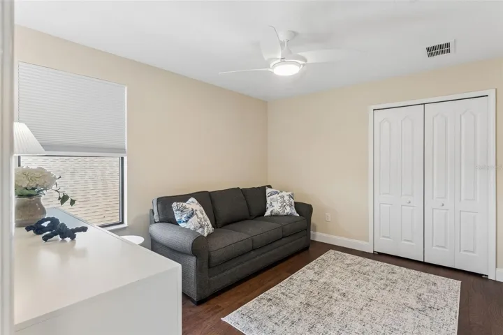 Bedroom 4 (1)