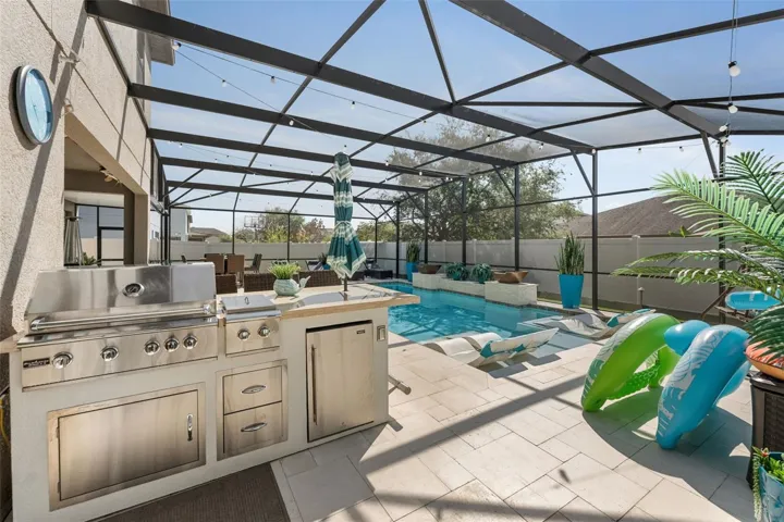 Outdoor Kitchen (1)