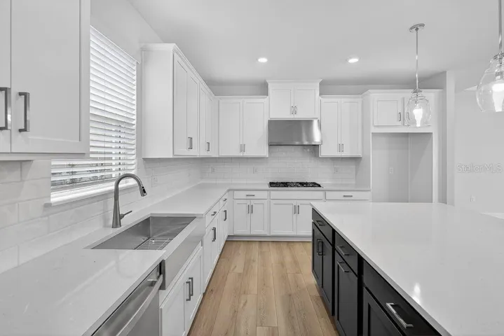 7808 Caspian ~ Ready Now
