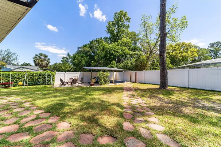 Fenced Backyard great for Entertaining